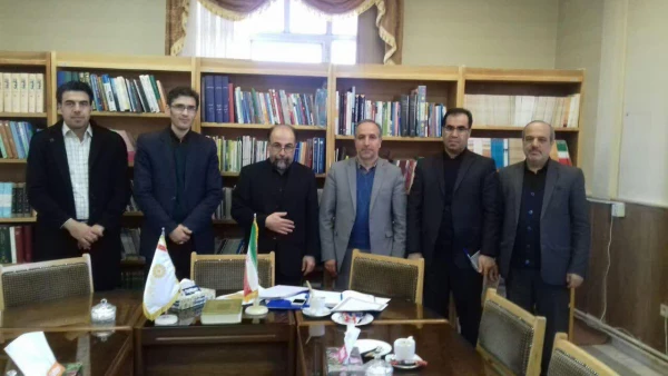 بررسی زمینه های همکاری دانشگاه فرهنگیان استان مرکزی  با سازمان کتابخانه های عمومی  3