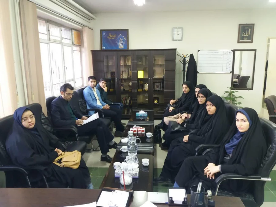 نشست صمیمی سرپرست پردیس های استان با دانشجویان عضو بنیاد نخبگان 3