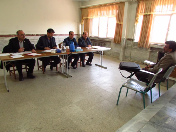 بازدید مدیر کل آموزش و پرورش استان از روند مصاحبه پذیرفته شدگان استخدام پیمانی ماده 28 در پردیس شهید باهنر 9