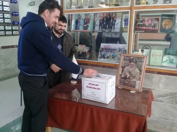 جمع آوری کمک های دانشگاه فرهنگیان به سیل زدگان استان سیستان و بلوچستان 4