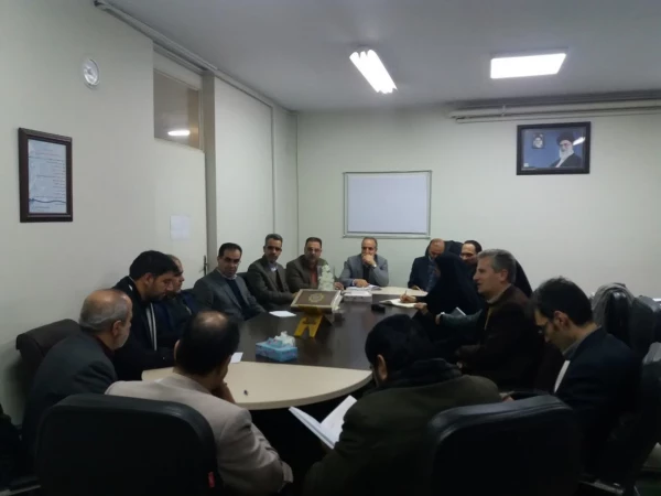 برگزاری اولین جلسه کارشناس مسئولان پردیس های استان مرکزی 3