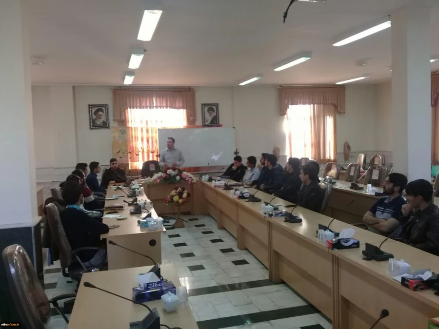 کارگاه مزاج شناسی و تغذیه برگزار شد 3