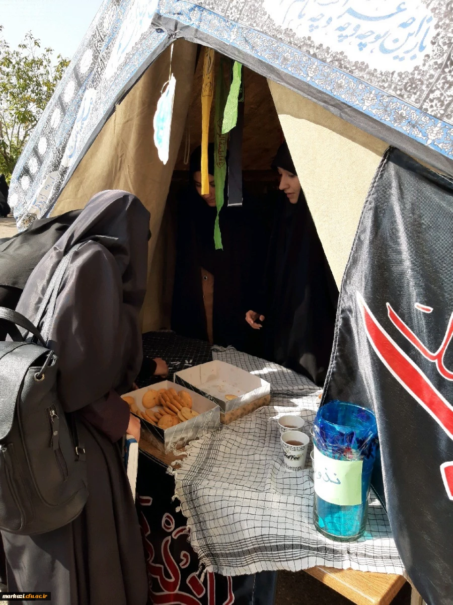 برپایی چادر و پخش نوحه به مناسبت اربعین حسینی 3