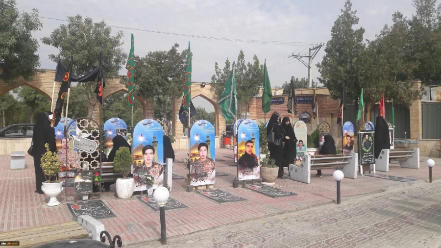 تجدید میثاق دانشجویان پردیس زینب کبری (س) با شهدای هشت سال دفاع مقدس و مدافعین حرم
 5