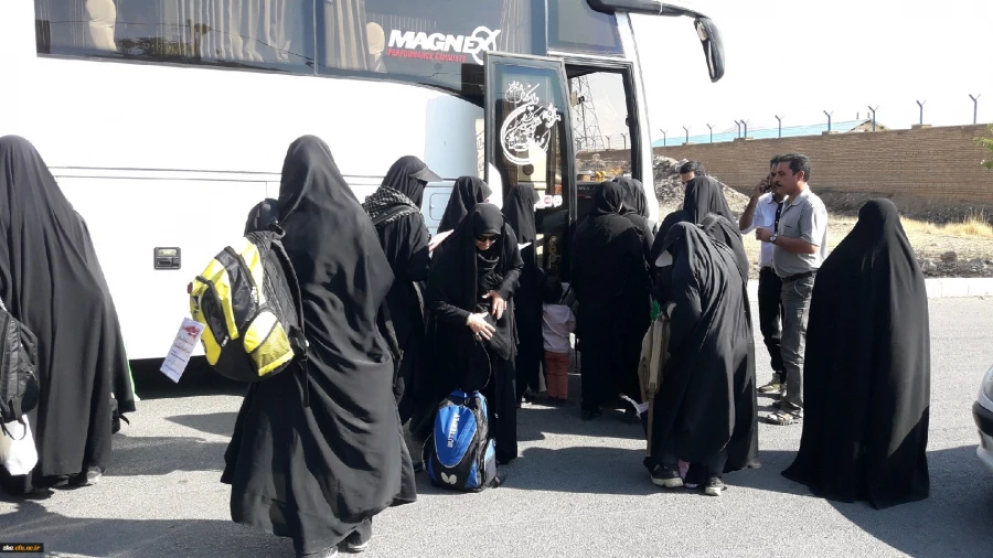 اعزام دانشجویان به کربلا
 4