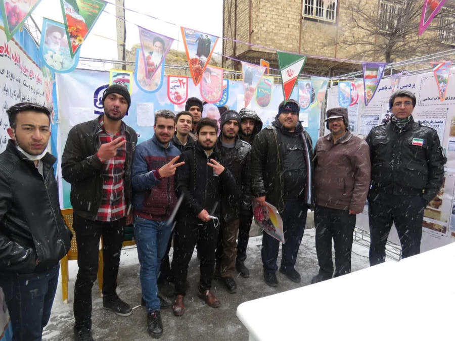 حضور دانشگاهیان دانشگاه فرهنگیان استان مرکزی در راهپیمایی ۲۲ بهمن 6
