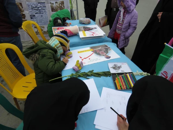 حضور دانشگاهیان دانشگاه فرهنگیان استان مرکزی در راهپیمایی ۲۲ بهمن 12