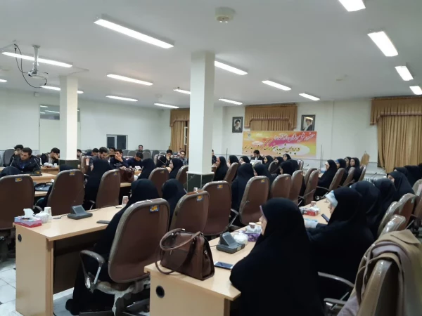 پلیس امنیت اخلاقی مرجع ذی صلاح برای دفاع از ارزش های اخلاقی  4