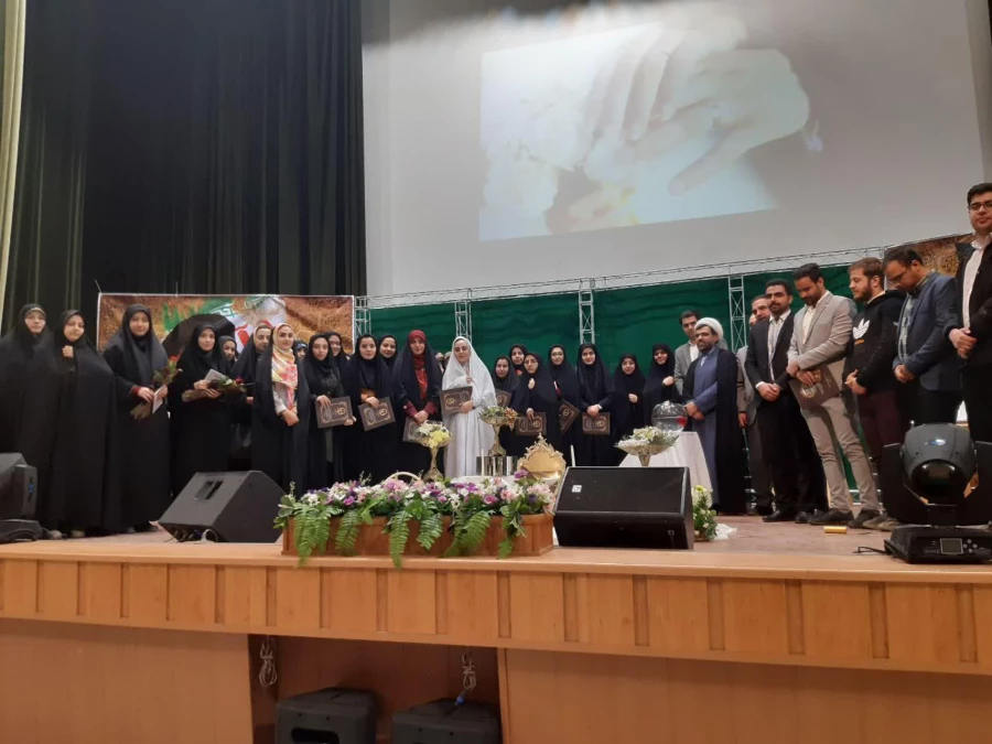 برگزاری مراسم جشن روز زن و ازدواج دانشجویی در دانشگاه فرهنگیان استان مرکزی 3