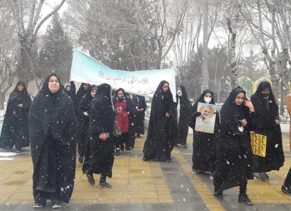 حضور دانشجویان خواهر در راهپیمایی ۲۲ بهمن  2