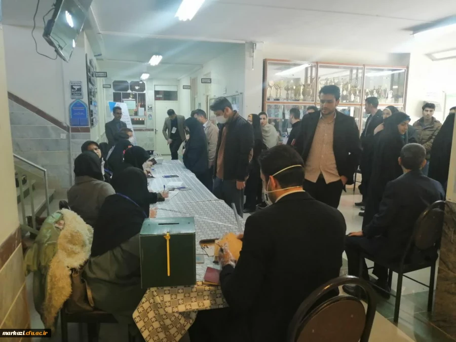 برای ادای دین به شهدا و انجام تکلیف در انتخابات شرکت کردیم 6