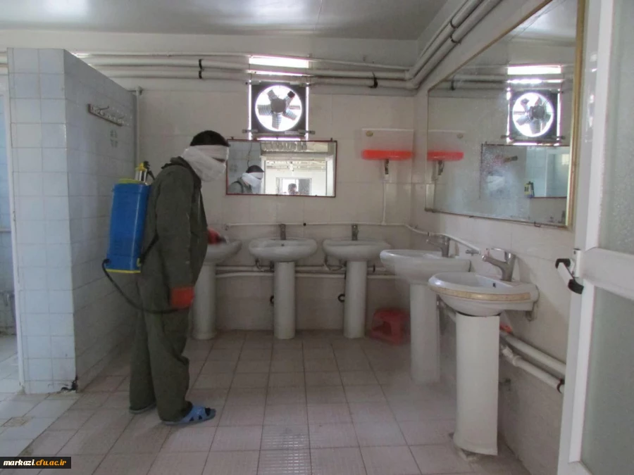 خوابگاه ها و فضاهای پردیس های دانشگاه فرهنگیان استان مرکزی پاکسازی و ضدعفونی شد 19