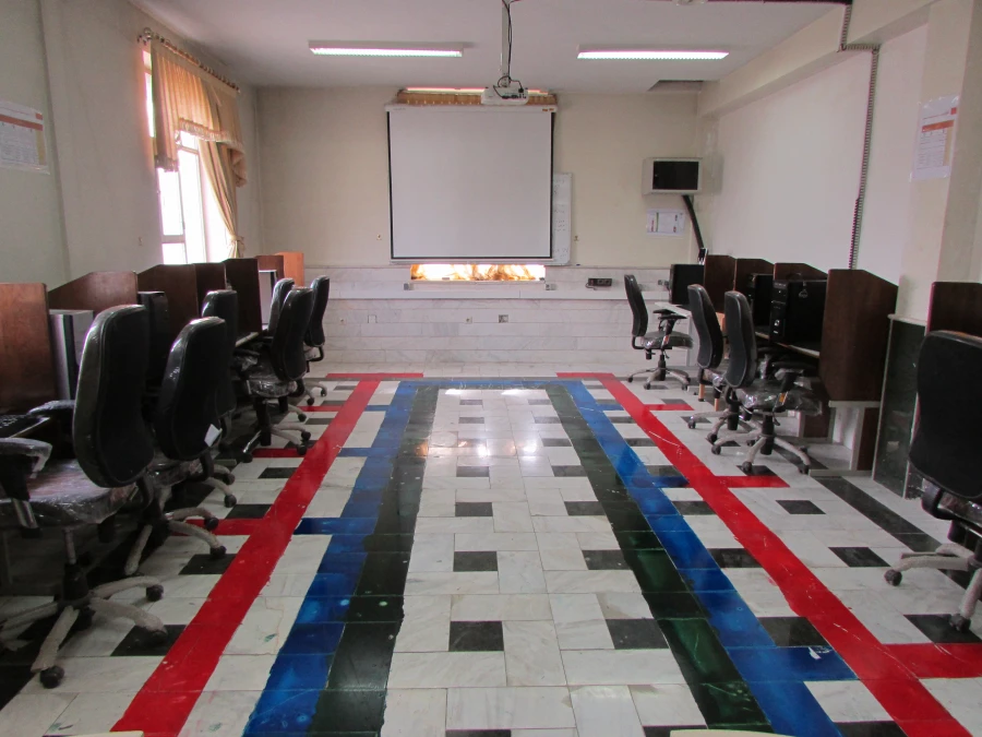 تجهیز و بروز رسانی سایت کامپیوتر پردیس شهید باهنر 4