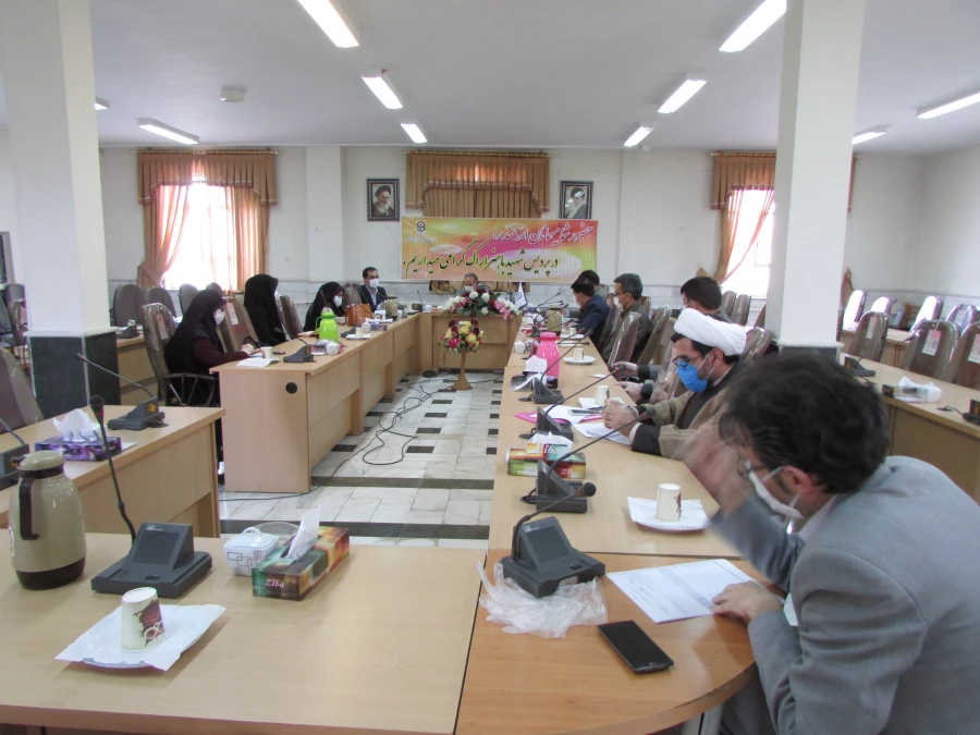 جلسه شورای پژوهشی دانشگاه فرهنگیان استان مرکزی برگزار شد 3
