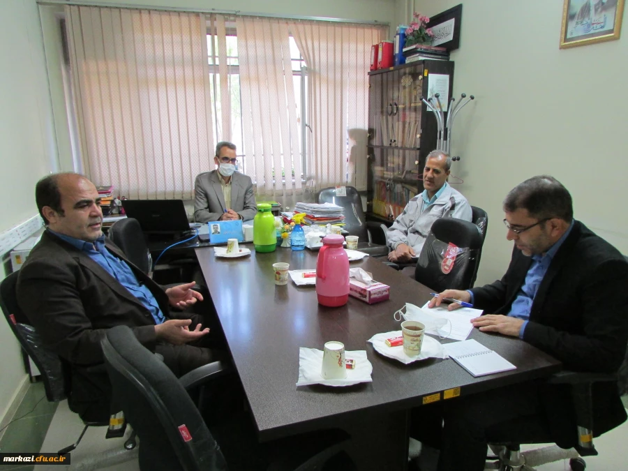 برگزاری جلسه شورای سرپرستان پردیس شهید باهنر اراک 2