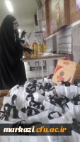 دانشجویان پردیس حضرت زینب کبری(س)دانشگاه فرهنگیان استان مرکزی 60 بسته غذایی در رزمایش کمک مومنانه توزیع کردند 2