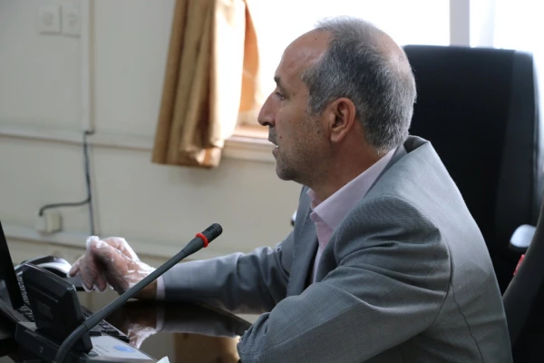 دانشگاه فرهنگیان نقش اساسی و مهم در توسعه ی حرفه ای معلمان دارد. 3