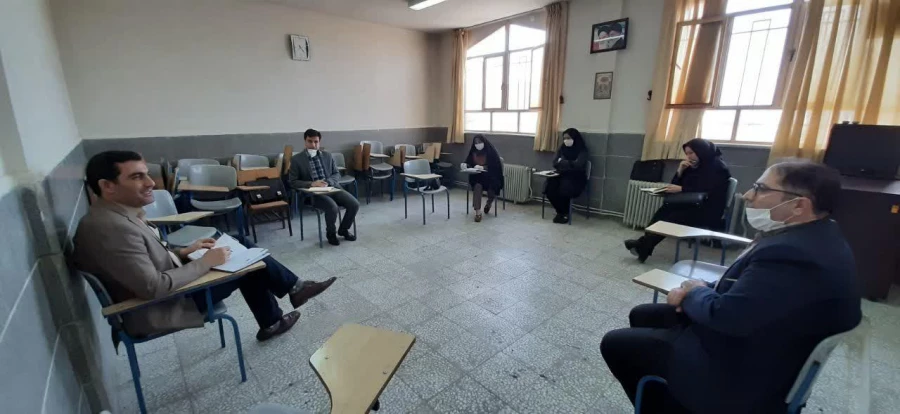 جلسه هم اندیشی اساتید دروس مشترک پردیس های استان مرکزی 4