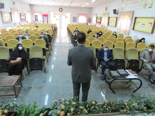 کارگاه خودباوری کارورزی در دانشگاه فرهنگیان استان مرکزی برگزار شد 4