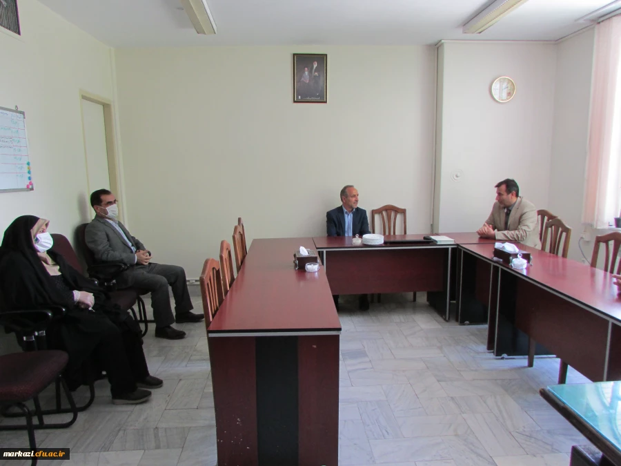 دیدارسرپرست دانشگاه فرهنگیان استان مرکزی  بامدیرکل آموزش و پرورش استان 3