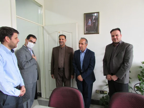 دیدارسرپرست دانشگاه فرهنگیان استان مرکزی  بامدیرکل آموزش و پرورش استان 6