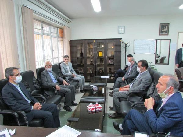 دیدار سرپرست دانشگاه فرهنگیان استان مرکزی با استاد پیشکسوت روش تدریس  2