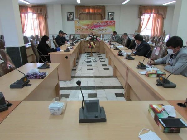 جلسه هم اندیشی اعضای هیات علمی دانشگاه فرهنگیان استان مرکزی برگزار شد 3