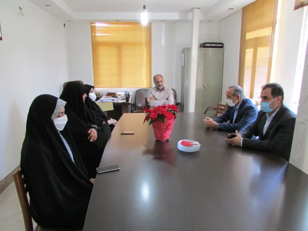 کمک دانشجویان دانشگاه فرهنگیان استان مرکزی به آزادی زندانیان جرائم غیر عمد 3