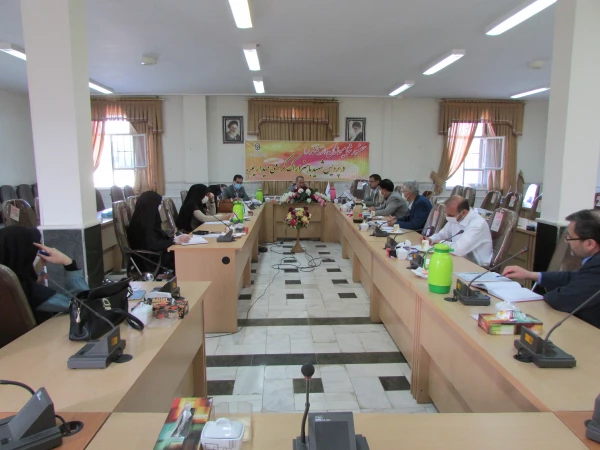 جلسه شورای آموزشی پردیس های استان مرکزی تشکیل شد 3