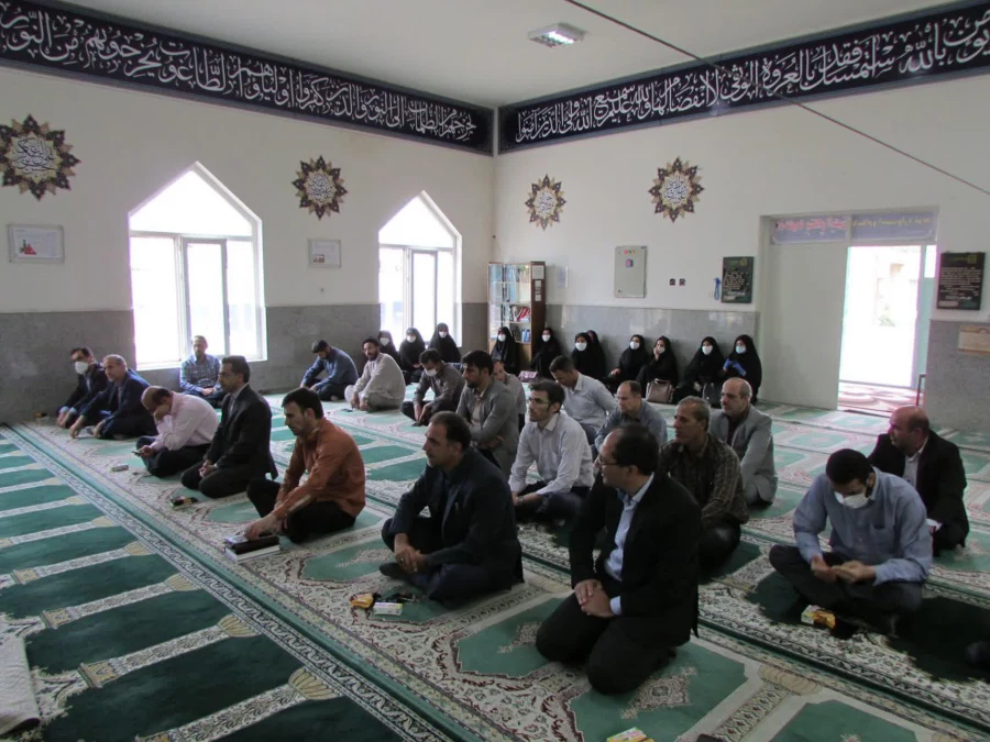 امام خمینی  (ره) الگوی بشریت است 6