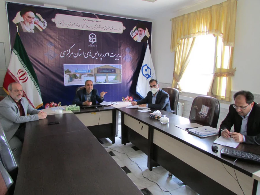 نشریات دانشجویی زبان دانشگاه هستند 4