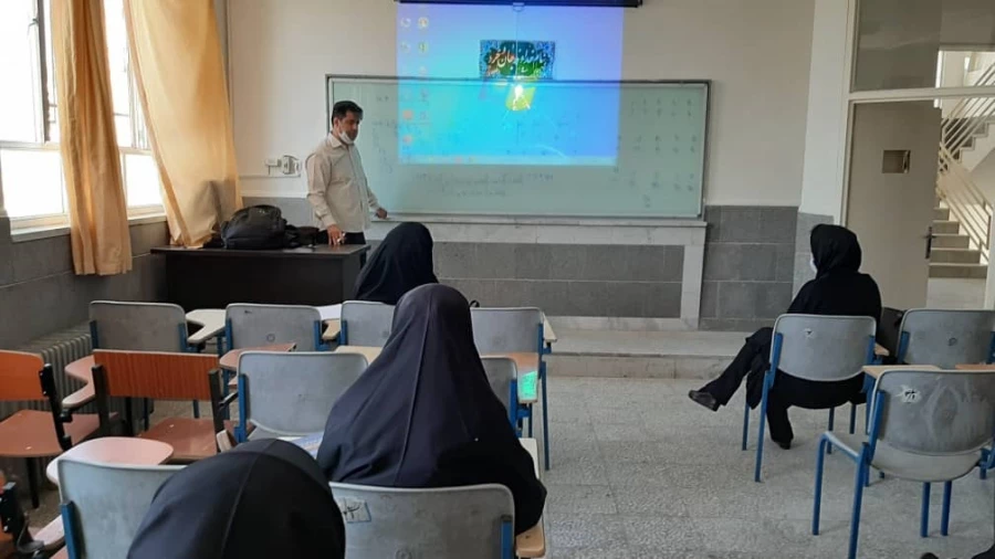  کلاس های رفع اشکال در پردیس حضرت زینب کبری برگزار شد 4