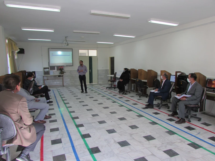 جلسه هم اندیشی اعضای هیات علمی دانشگاه فرهنگیان استان مرکزی برگزار شد 5