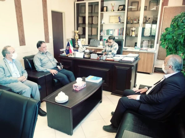 دیدار هیات مدیره بنیاد خیرین حامی دانشگاه فرهنگیان استان مرکزی با مدیرکل نوسازی، توسعه و تجهیز مدارس استان 3