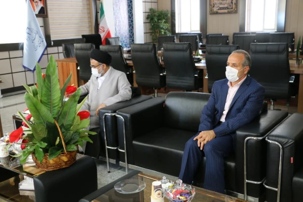 دیدار سرپرست دانشگاه فرهنگیان استان مرکزی با رئیس کل دادگستری استان 4