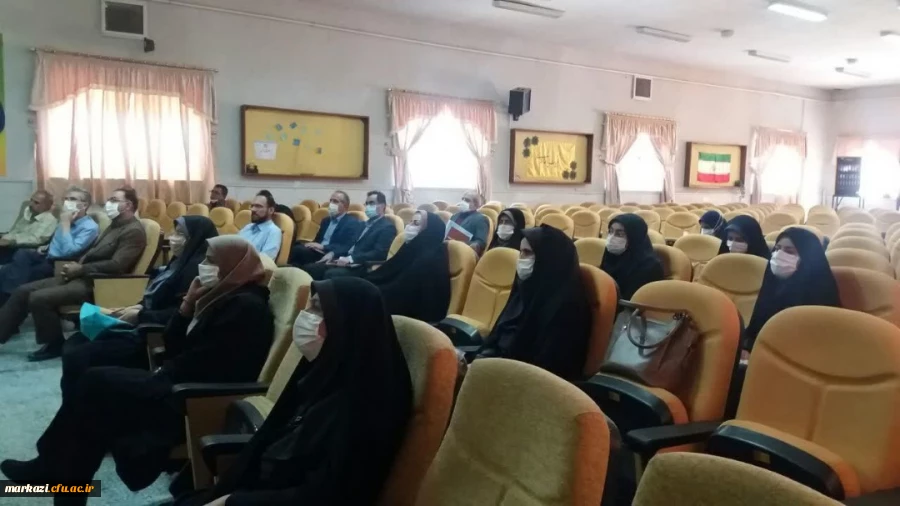 دوره بالندگی کاربردهای شبکه های اجتماعی در دانشگا فرهنگیان استان مرکزی برگزار شد 3