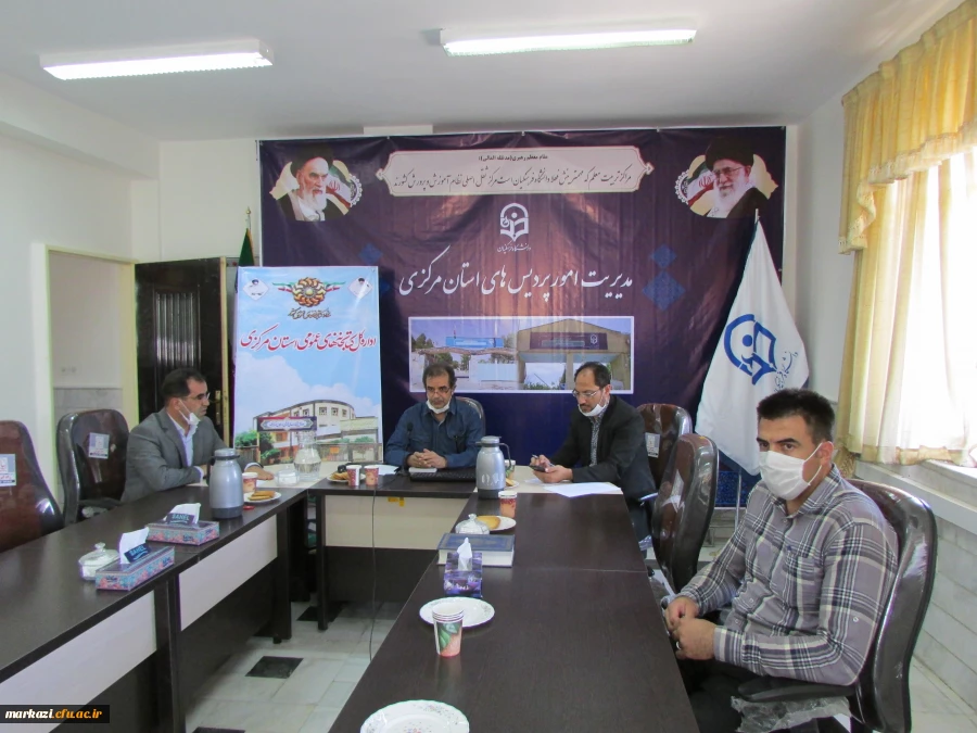 کارگاه مجازی نقد کتاب برگزار شد 3