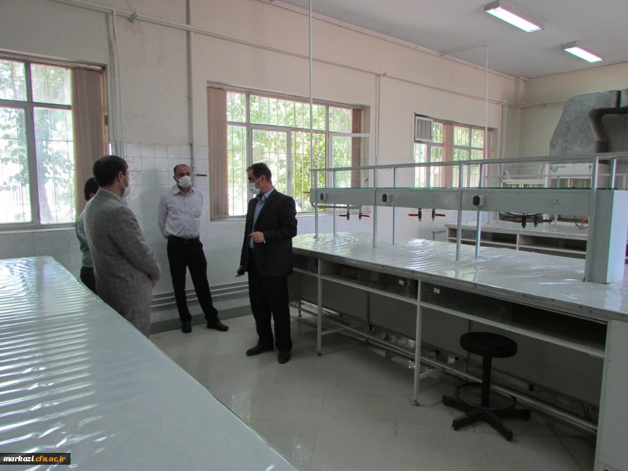 نشست کارشناسان صنایع آموزشی با مدیریت امورپردیس های دانشگاه فرهنگیان استان مرکزی 6