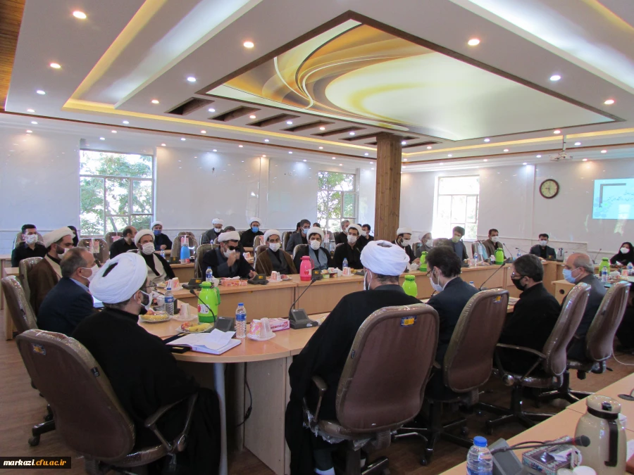 آیین تکریم و معارفه مسئول دفتر نهاد نمایندگی مقام معظم رهبری در دانشگاه فرهنگیان استان مرکزی برگزار شد 5