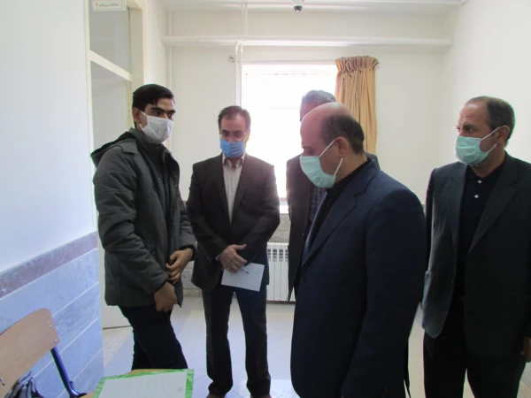 بازدید نماینده مردم اراک، خنداب و کمیجان  از روند برگزاری مصاحبه داوطلبان ورود به دانشگاه فرهنگیان 6