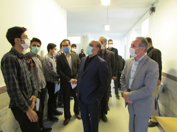 بازدید نماینده مردم اراک، خنداب و کمیجان  از روند برگزاری مصاحبه داوطلبان ورود به دانشگاه فرهنگیان 7