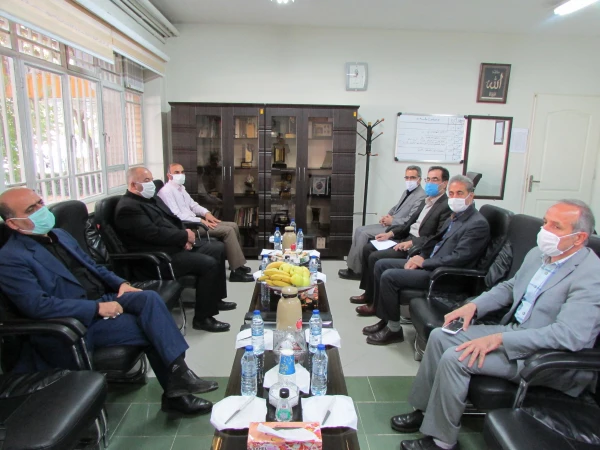 نشست سرپرست دانشگاه فرهنگیان استان مرکزی با نماینده مردم شهر اراک در شورای اسلامی 4