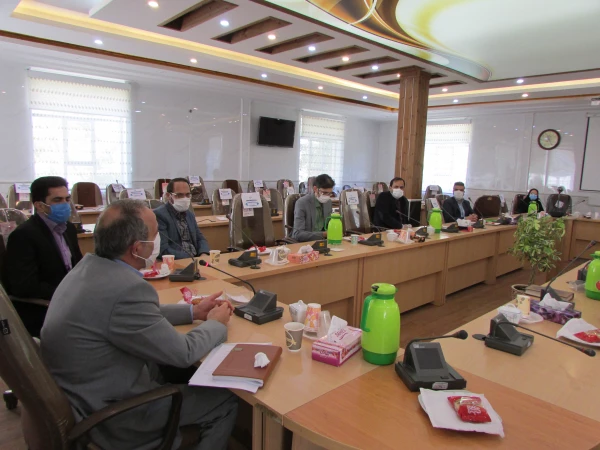 جلسه هم اندیشی اساتید پشتیبان سامانه یادگیری الکترونیک دانشگاه فرهنگیان استان مرکزی برگزار شد 4