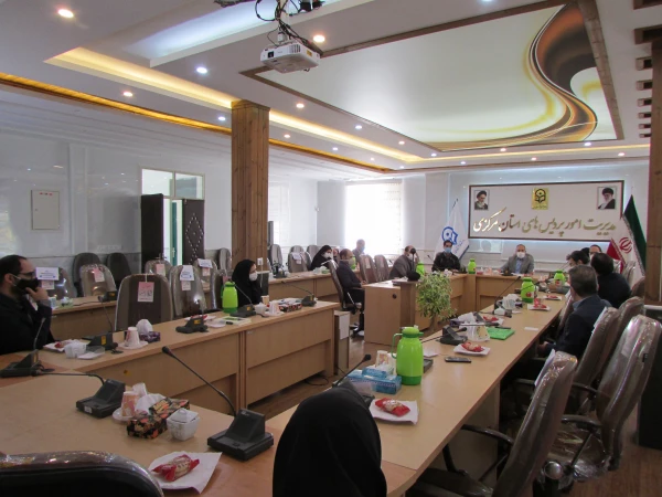 جلسه هم اندیشی اساتید پشتیبان سامانه یادگیری الکترونیک دانشگاه فرهنگیان استان مرکزی برگزار شد 7