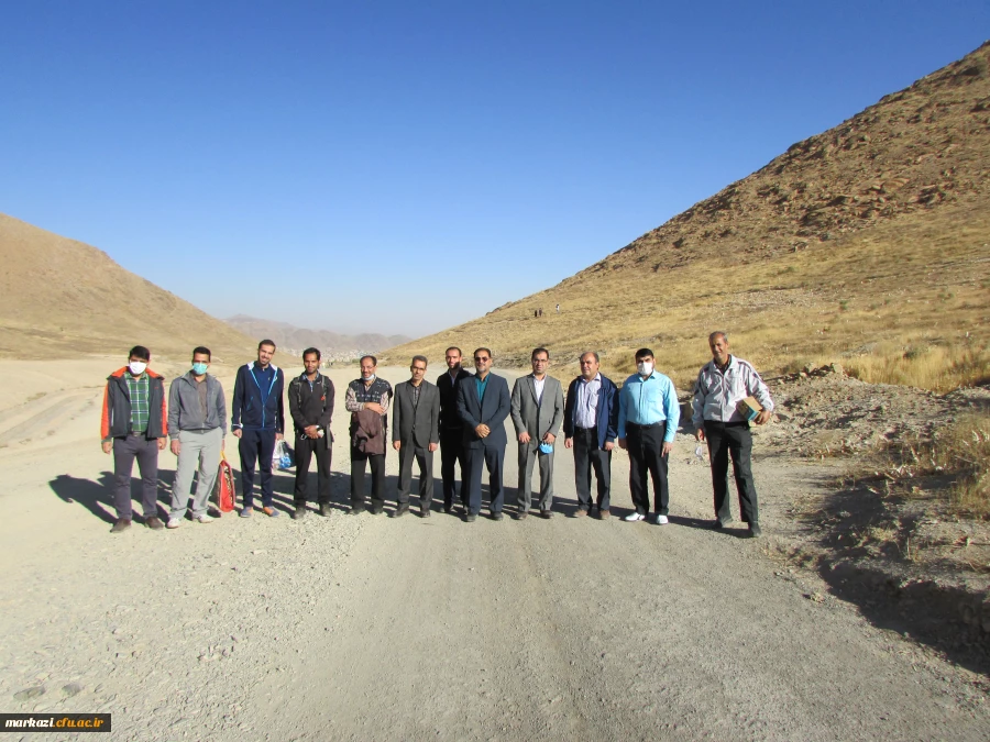 همایش کوهنوردی به مناسبت هفته تربیت بدنی و سلامت در دانشگاه فرهنگیان استان مرکزی برگزار شد 4