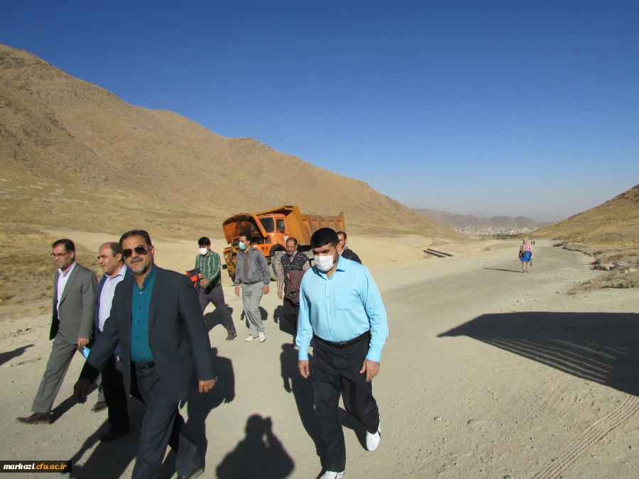 همایش کوهنوردی به مناسبت هفته تربیت بدنی و سلامت در دانشگاه فرهنگیان استان مرکزی برگزار شد 7