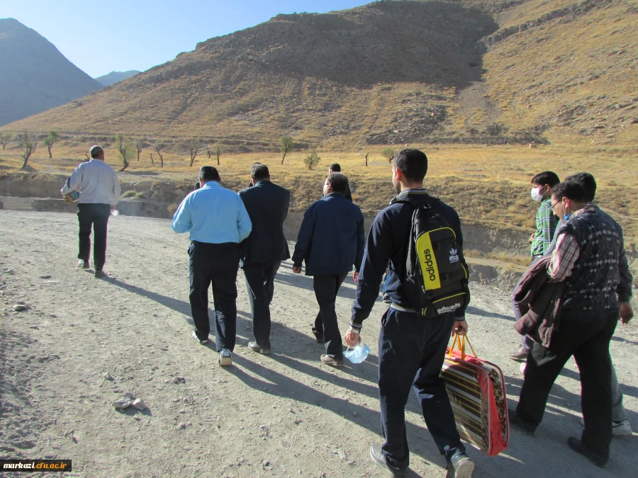 همایش کوهنوردی به مناسبت هفته تربیت بدنی و سلامت در دانشگاه فرهنگیان استان مرکزی برگزار شد 9