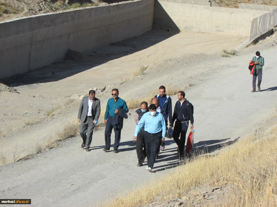 همایش کوهنوردی به مناسبت هفته تربیت بدنی و سلامت در دانشگاه فرهنگیان استان مرکزی برگزار شد 10