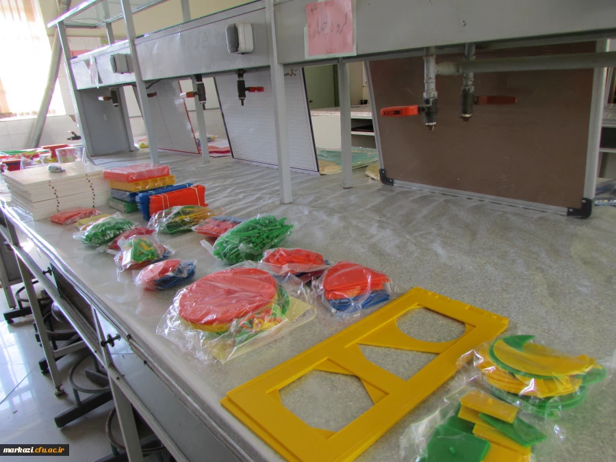 تجهیز اتاق علوم، ریاضی، فارسی و جغرافی دانشگاه فرهنگیان استان مرکزی 5