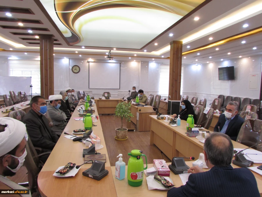 سومین جلسه هم اندیشی اعضای هیئت علمی دانشگاه فرهنگیان استان مرکزی برگزار شد 3